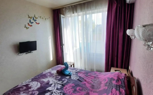 Квартира возле Радмир ул.Чернивецкая 5в