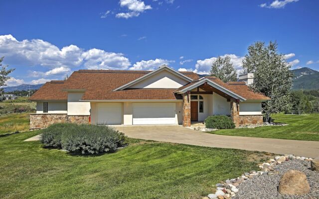 Spacious Home W/mtn Views, 2Mi to Steamboat Resort