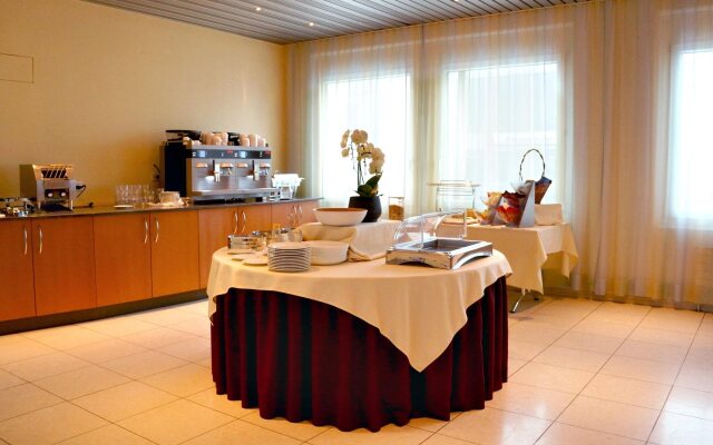Tailormade Hotel STANS SÜD