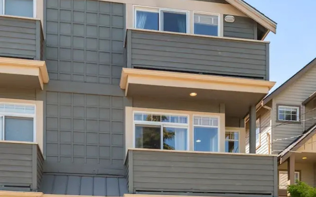 Seattle Vacation Home: The Vineyard