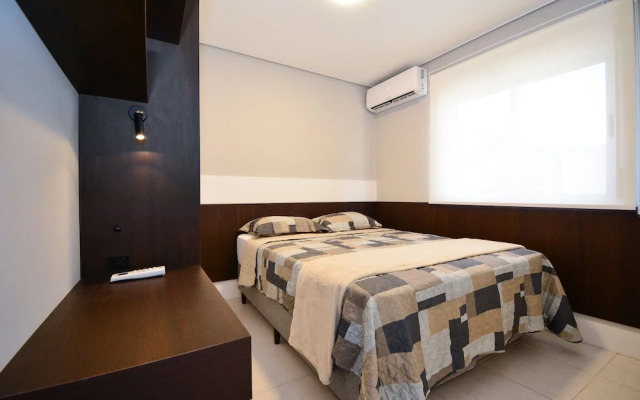 Cobertura em Jurerê a 200m da praia