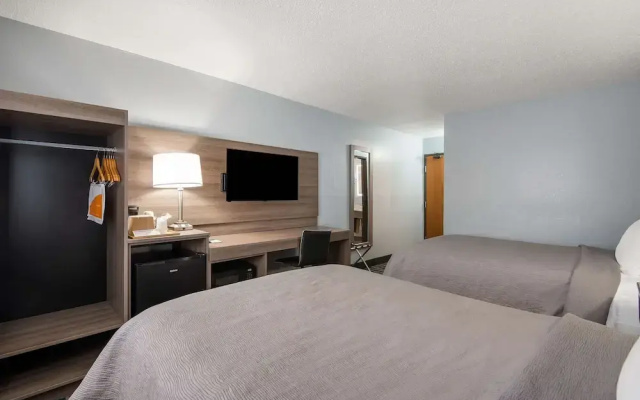 Super 8 Oneida Verona