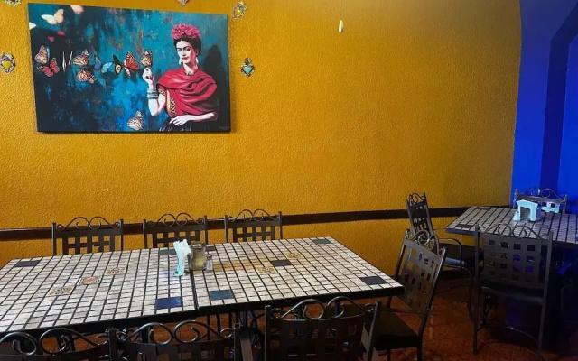 Hotel Los Arcos