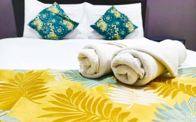 Salaam Suites Hotel
