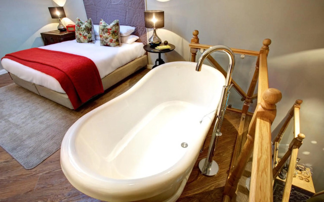 Oddfellows Chester Hotel and Apartments