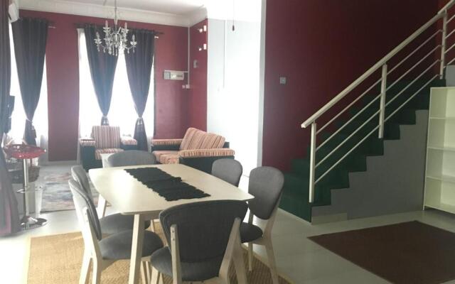 Pasir Gudang Marissa Homestay