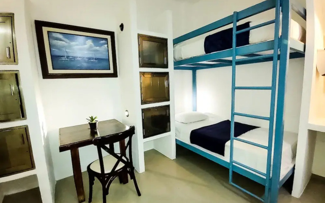 Hostal Lezzoto 2.5 Beach - Hostel