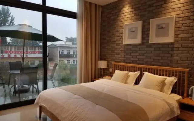 Yiming Shuju rural homestay in Jiaxian County