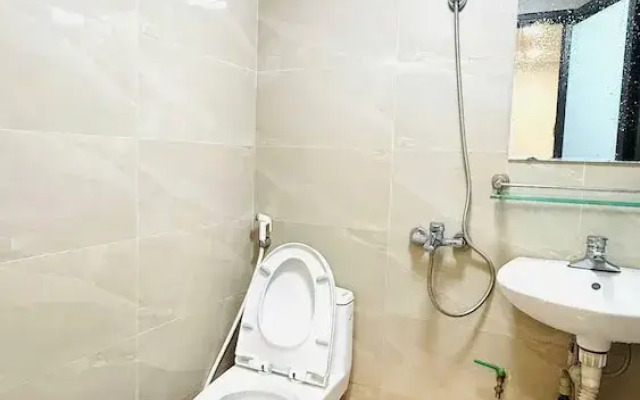 Era Apartment Thinh Hao