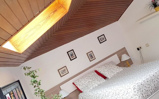 Studio in Madrid, With Wonderful City View and Wifi