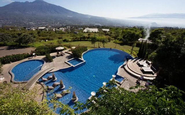 Amartahills Hotel and Resort Batu
