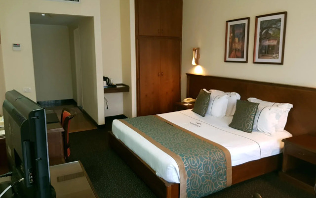 Madisson Hotel