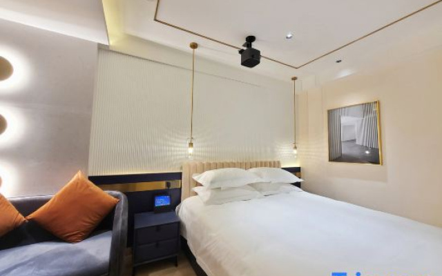 QiaoYi i Electronic Sports Hotel (Ningbo Ninghai Exhibition Center)