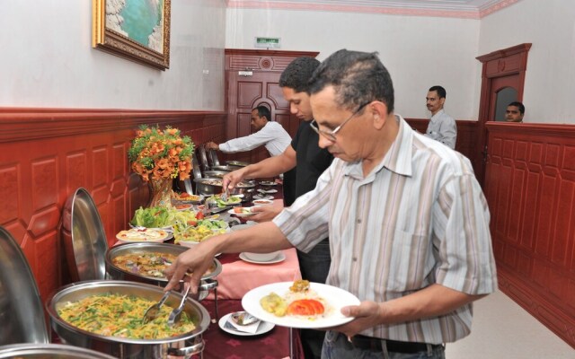 Manam Sohar Hotel Apartments