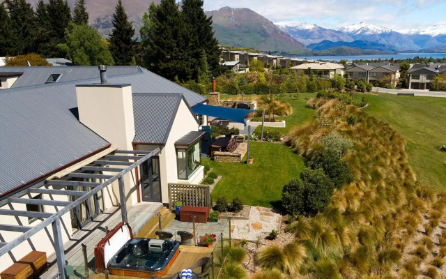 Websters on Wanaka Lodge & Apartments