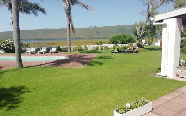 Point Lodge