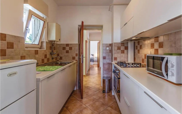 Apartment Regi VI