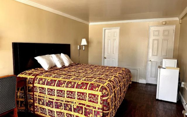 Downbeach Inn