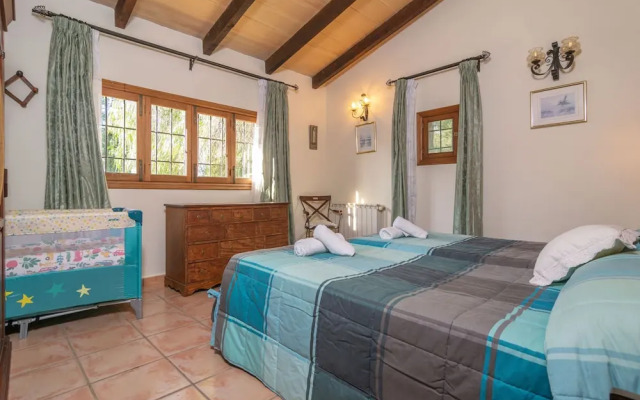 Canaus in Campos With 3 Bedrooms and 2 Bathrooms