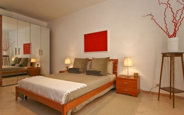 Rental In Rome Red And White Apartment