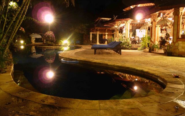 Rambutan Lovina Hotel