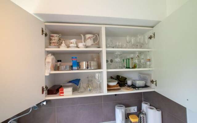 Tolstov-Hotels Big Room Apartment