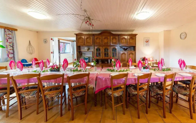 Holiday Home in Montleban With Sauna