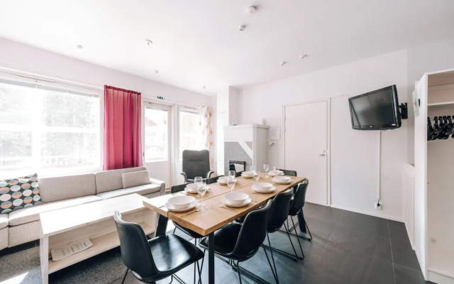 3BR Holiday Apt. with Sauna