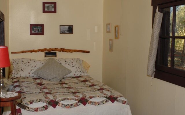 At Kw'o kw'e hala Eco Retreat B&B