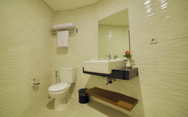 Ozone Hotel Pantai Indah Kapuk