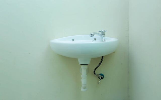 OYO 2692 Penginapan Mba Ros