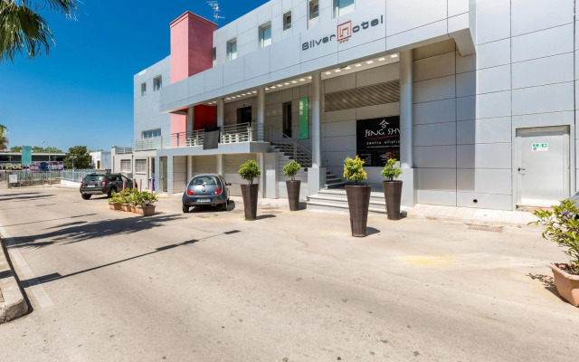 Silver Hotel by BarbarHouse