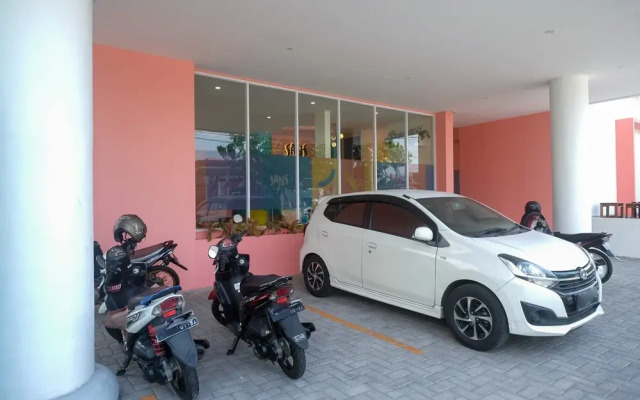 Sans Hotel Aurum Majapahit Semarang