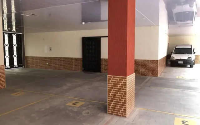 Hotel Castellana Inn