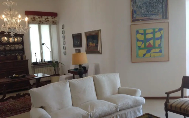 Garden Theater View House