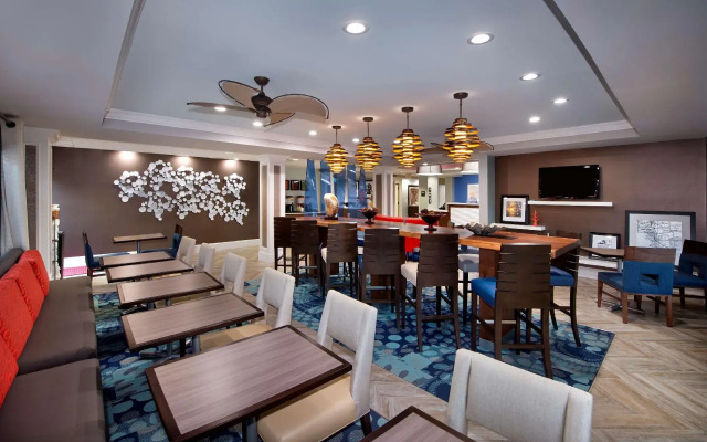 Hampton Inn - Naples - I-75
