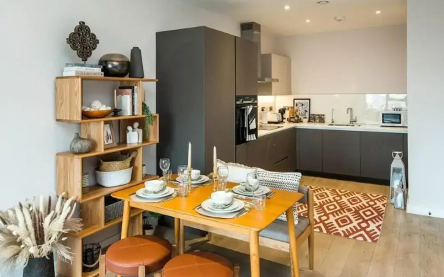 16 Minutes Walk To London Eye/shard View & Balcony