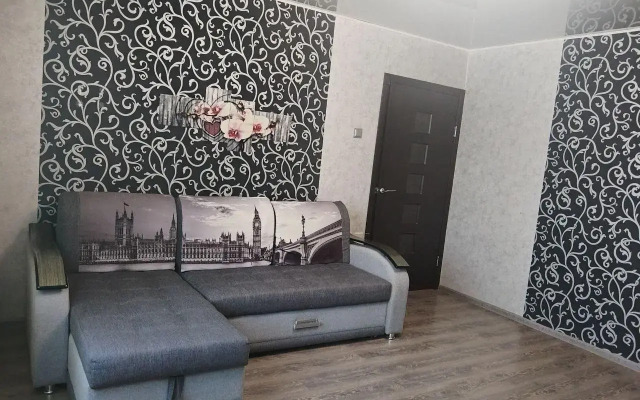 Apartments on Friedrich Engels Street