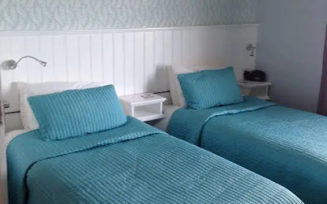 Hillcrest Bed & Breakfast