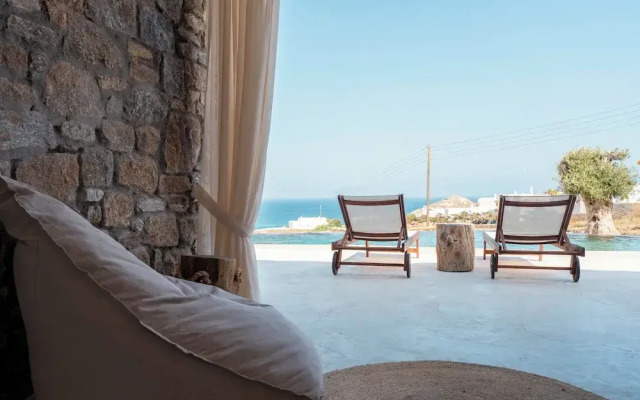 MvibesMykonos homes and studios