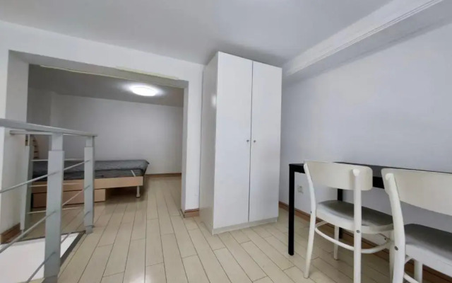 iFamily Apart Hotel Xinjinqiao Branch