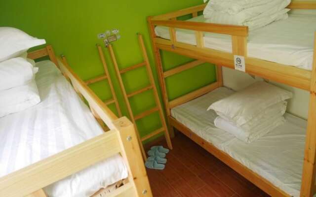 Zhangjiajie Peakcap Backpacker Hostel