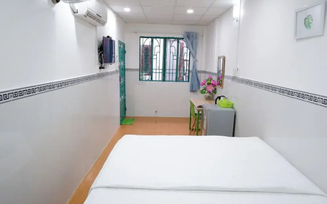 Winter Spring Homestay Center