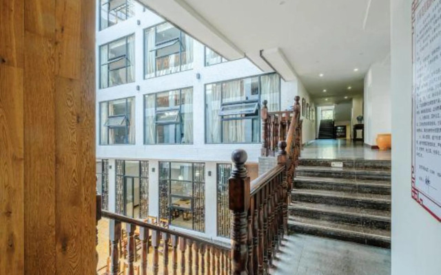 Liujiang Rongyuan Hotel