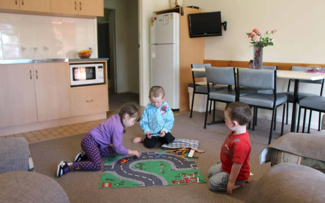 Warrnambool Motel and Holiday Park