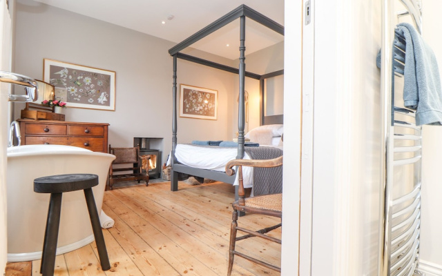 Treveddoe Farmhouse