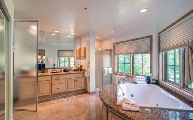 Borders Lodge - Upper 401 3br/3.5ba