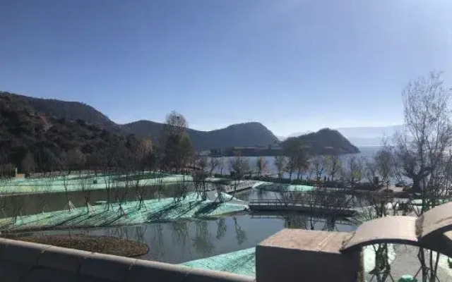 Lugu Lake Jiangnan Yaju Hostel
