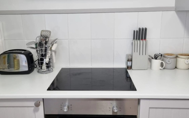 Visit Seaford Apartment - 4 Bedroom - Sleeps 9