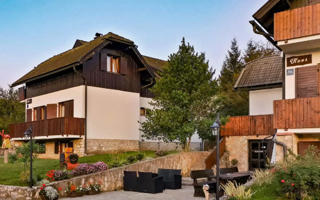 Plivica village Etno garden
